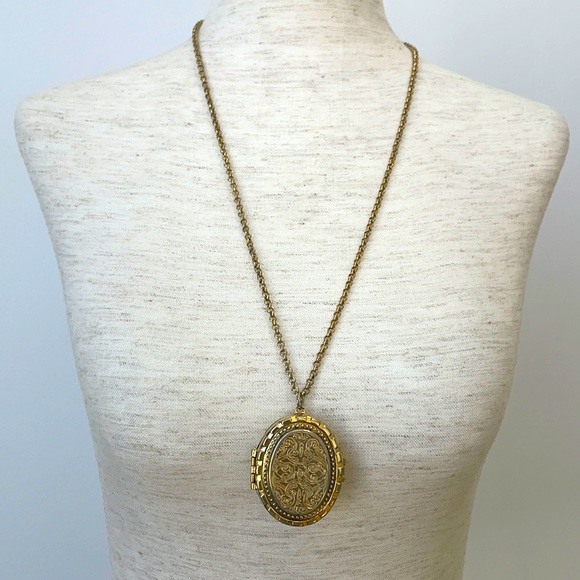 Shopbop Gold Locket Chain Necklace - Picture 2 of 9